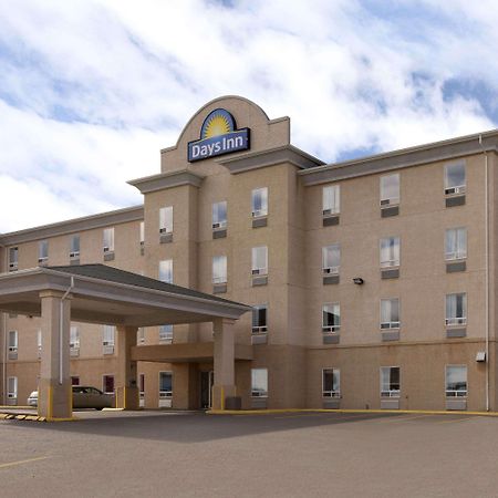 Days Inn By Wyndham Prince Albert Ngoại thất bức ảnh